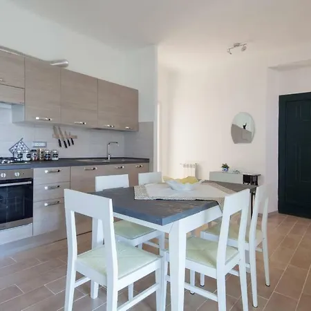 Casa Sterinella Follo Alto