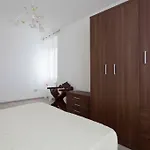 Casa Sterinella بيت للعطل *